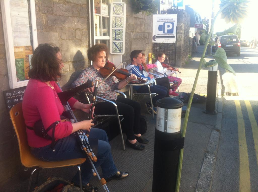 Room 3 Camp Street B&B Oughterard Exterior photo